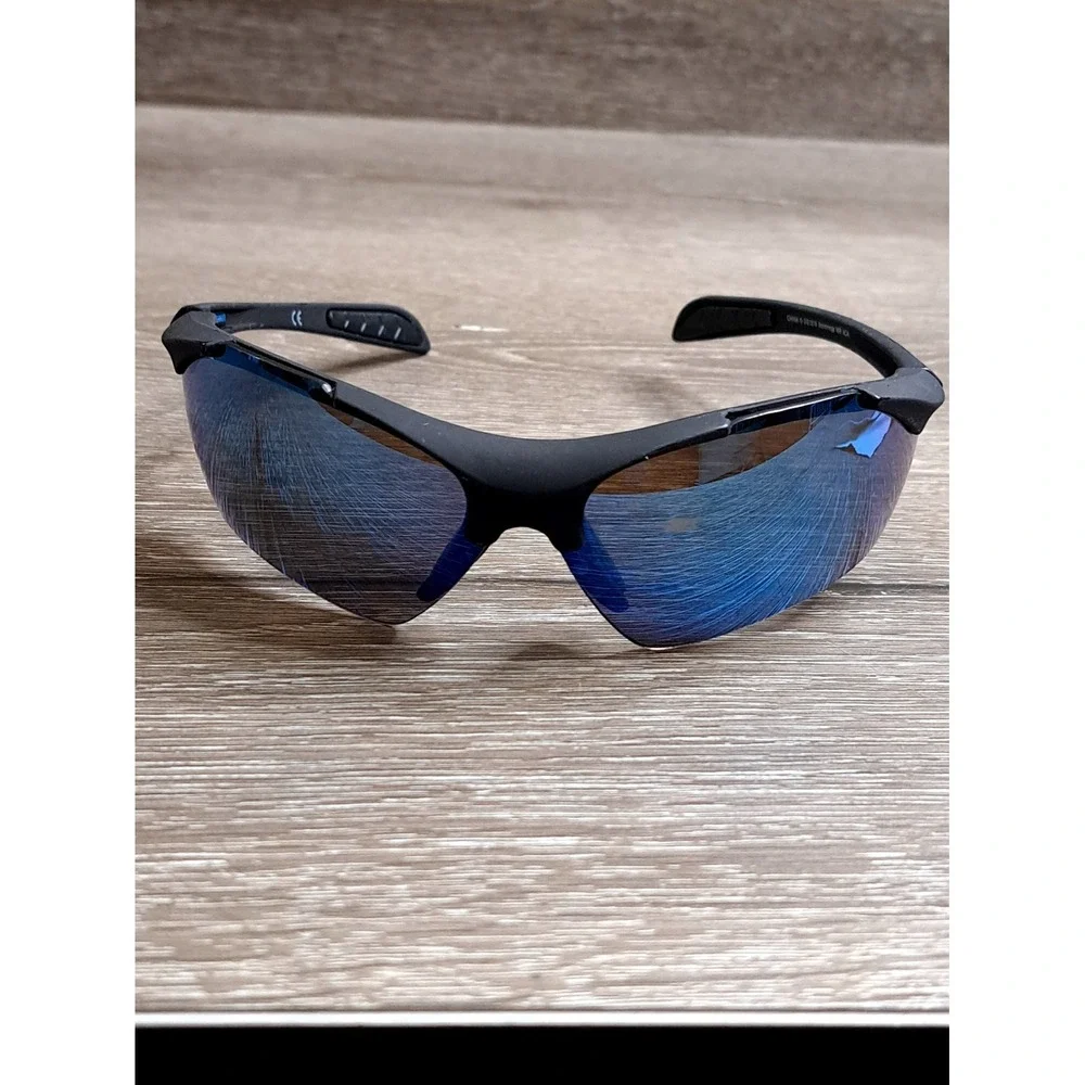2 Foster Grant Max Block Blue Lens Sunglasses FosterGrant Scrimmage wrap